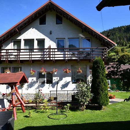 Casa Stefanut Hotel Moeciu De Sus Eksteriør billede