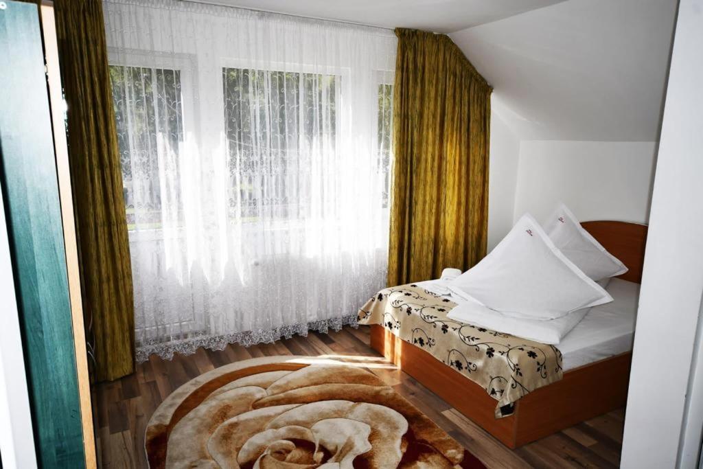 Casa Stefanut Hotel Moeciu De Sus Eksteriør billede