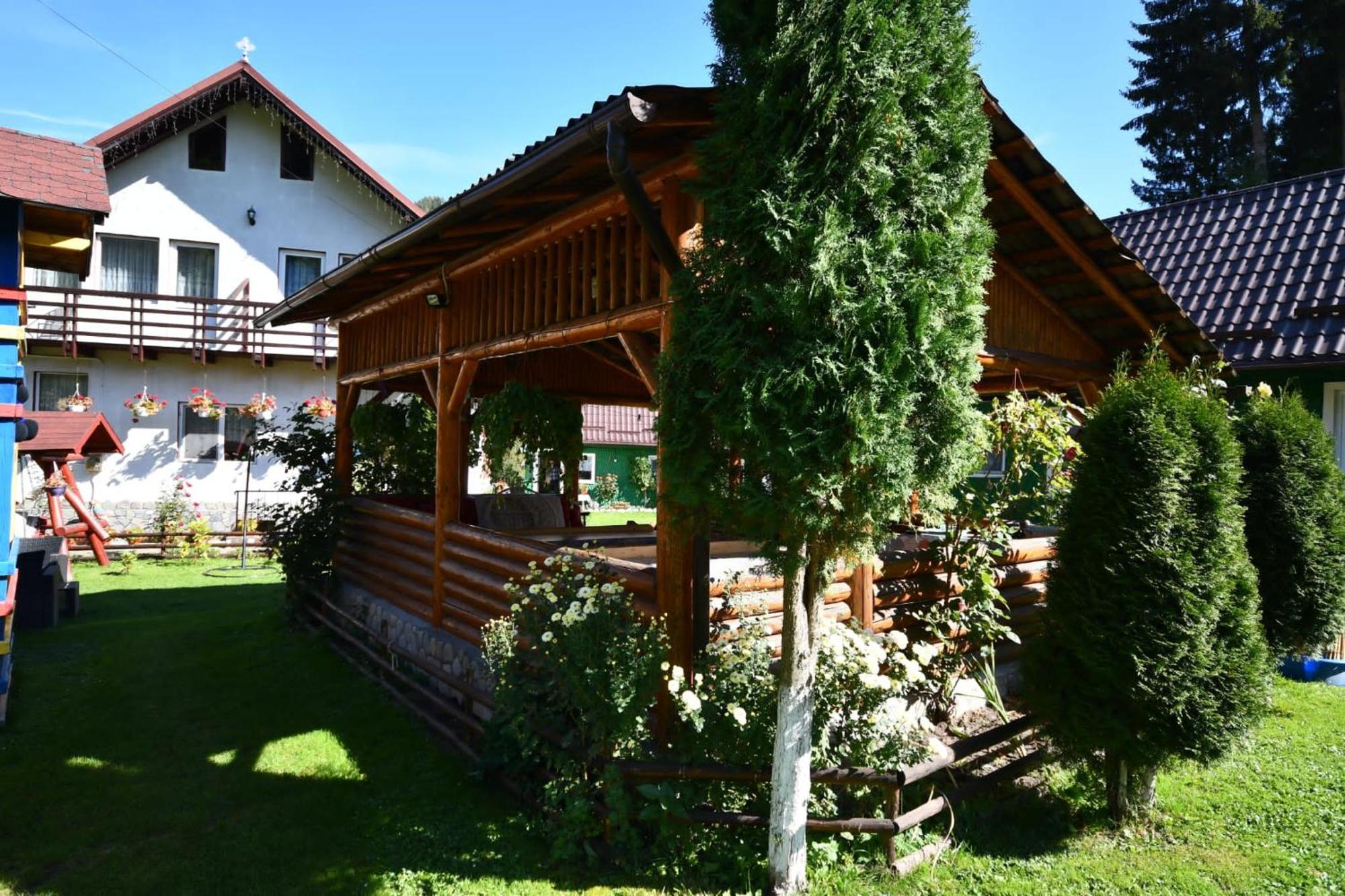 Casa Stefanut Hotel Moeciu De Sus Eksteriør billede